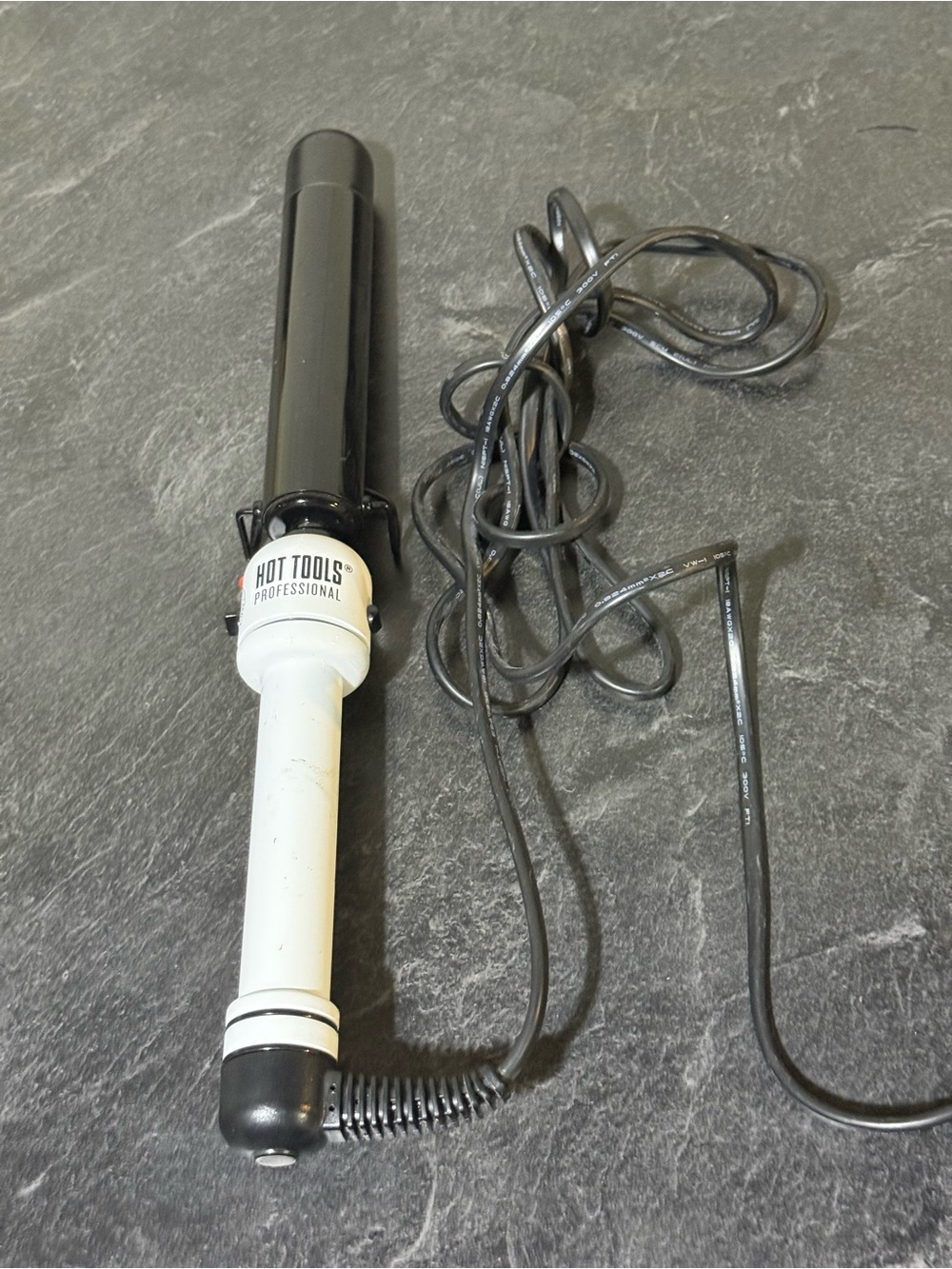 Hot Tools Professional 1" White Gold Digital Curling Iron Wand